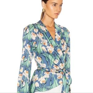 Patbo floral blue beige wrap blouse M